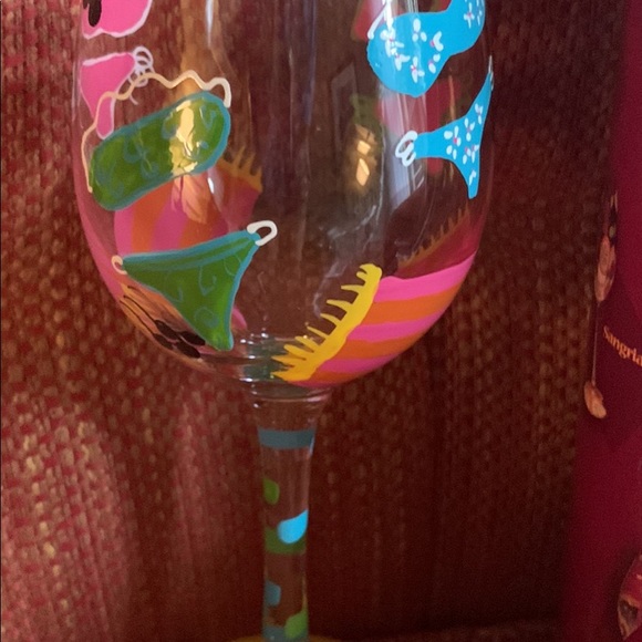 Lolita “Bikini” 15 oz Hand Painted Wine Glass NEVER USED! Mint!! - Picture 4 of 6